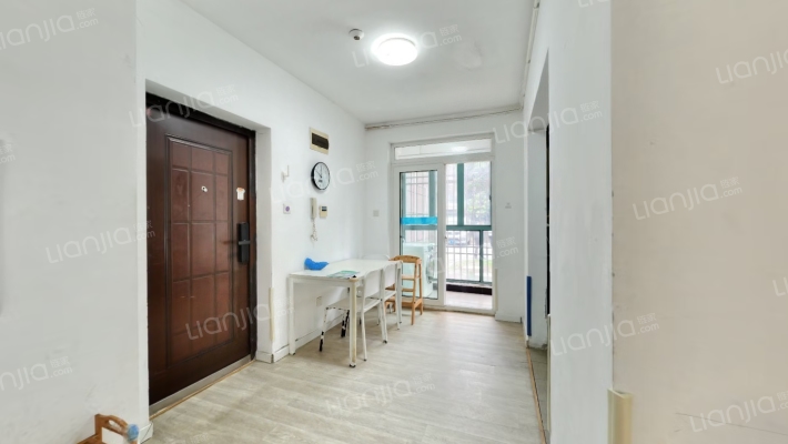 河畔家苑二手房实景图