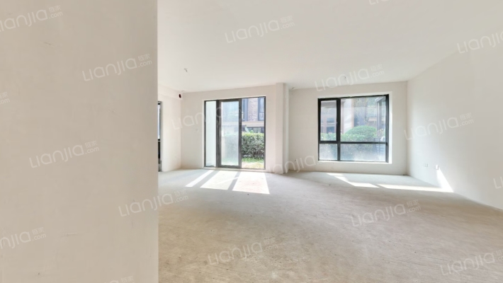 龙湖悠山郡千山新屿二手房实景图