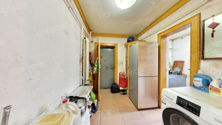 棉纺东路40号院二手房实景图