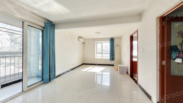 育新花园南里二手房实景图