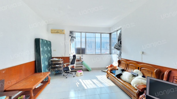 交警宿舍二手房实景图