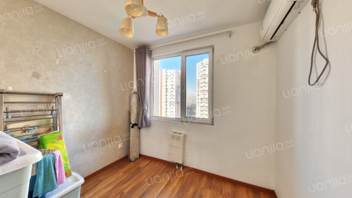 悦君家园二手房实景图