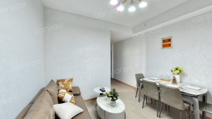 泓临新居二手房实景图