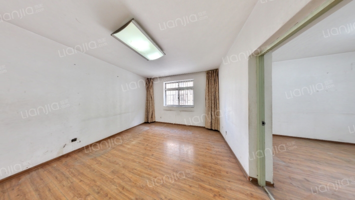 五金公司家属院二手房实景图