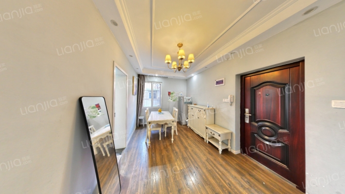 凯旋路174号二手房实景图