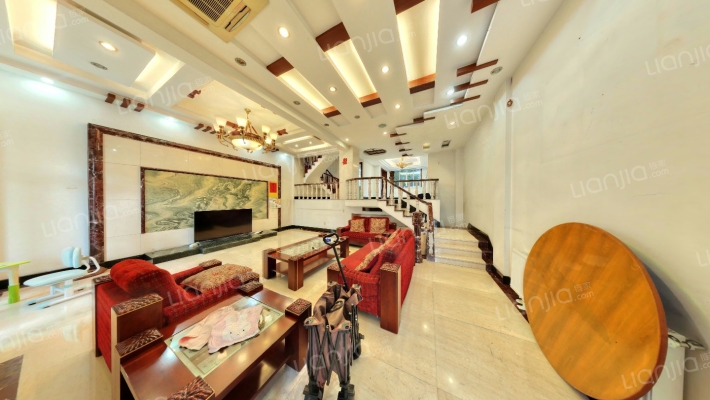 山水华庭二手房实景图