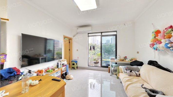 红馆二手房实景图