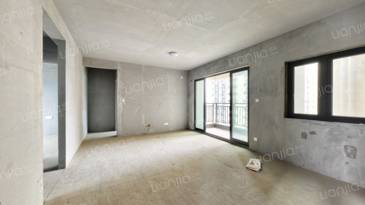 香江悦湖春天二手房实景图