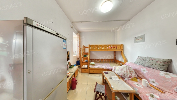 逸城山色公建二手房实景图