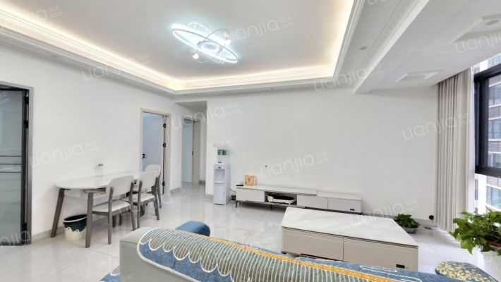 水岸雅居二手房实景图