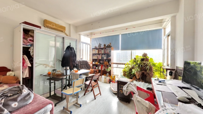 学府花园二手房实景图