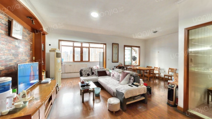 市三院高层住宅楼二手房实景图