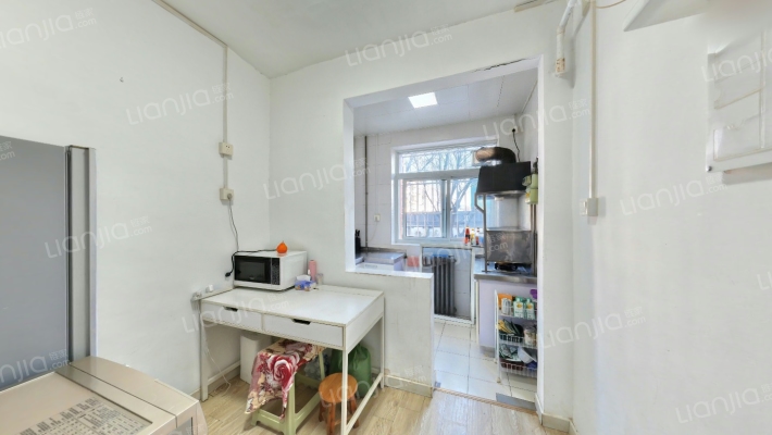 学院南路32号院二手房实景图