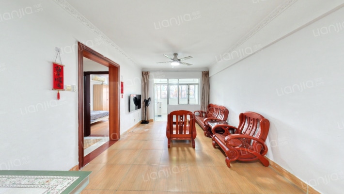 利泰公寓二手房实景图