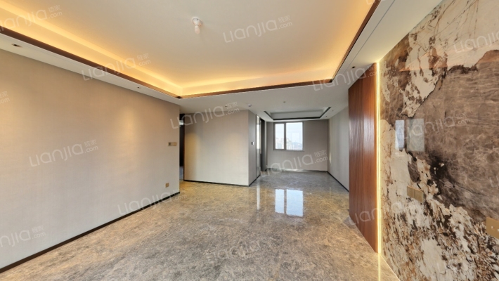 福瀛天麓湖三期二手房实景图