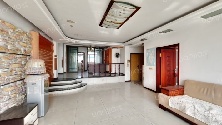 金融花园二手房实景图