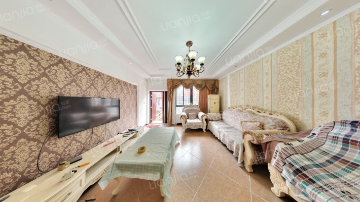 龍泊聖地二手房实景图