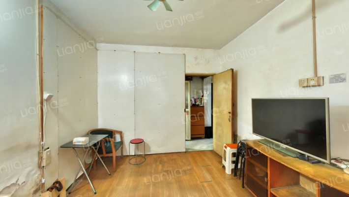 普德村118号二手房实景图