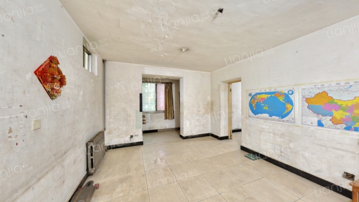 西安建工职工服务中心兴庆路家属院二手房实景图