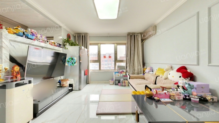 金隅七零九零二手房实景图