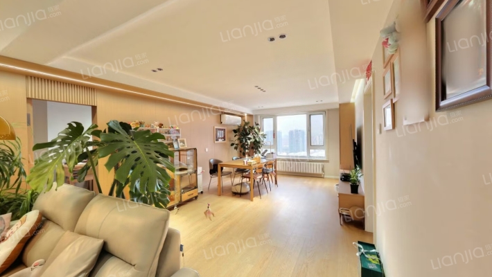 团结湖公寓二手房实景图