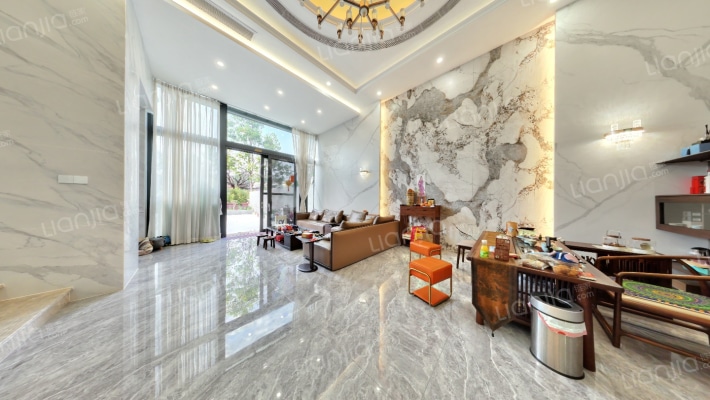 名商高尔夫球会二手房实景图