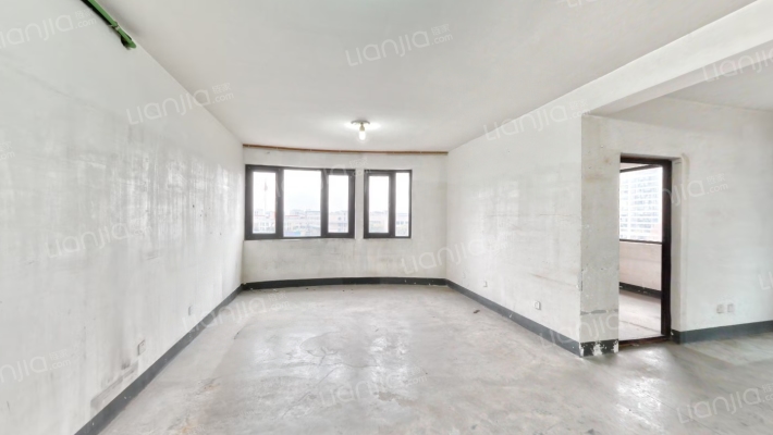 潮上云临南苑二手房实景图