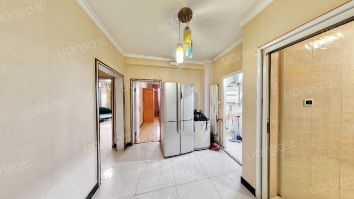 苹果园小区三区二手房实景图