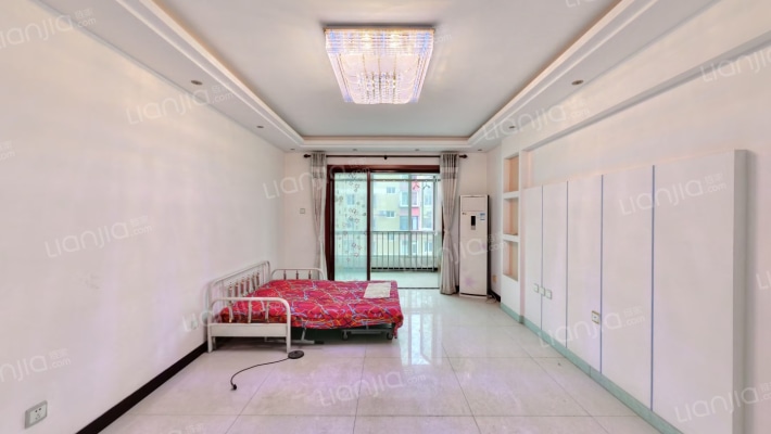 京艺天朗雅园二手房实景图