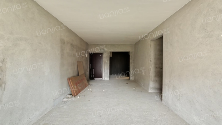 花都尚品雅居六期二手房实景图