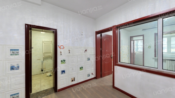 山大路232-1号二手房实景图