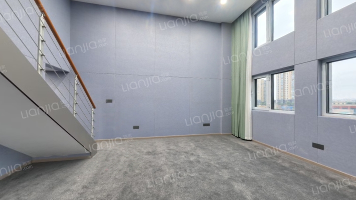 邻湖壹方二手房实景图