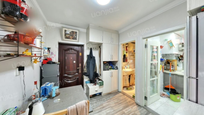 艺苑西街9号院二手房实景图