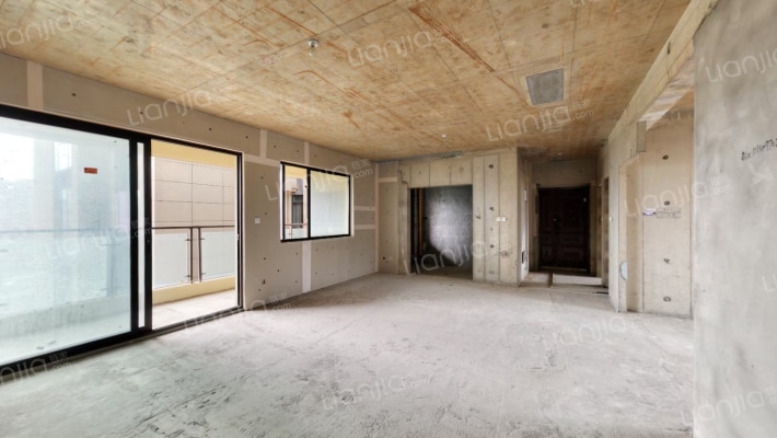 湘林熙水豪庭二手房实景图