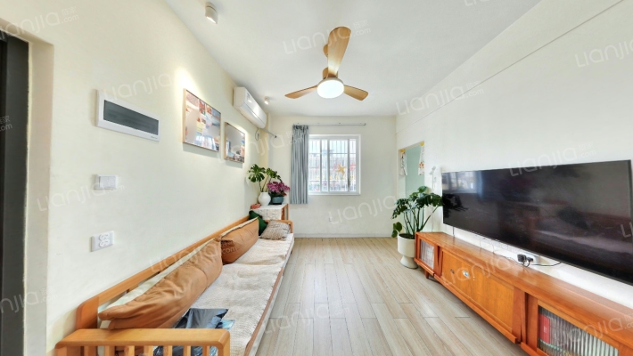 省妇幼保健院宿舍楼二手房实景图