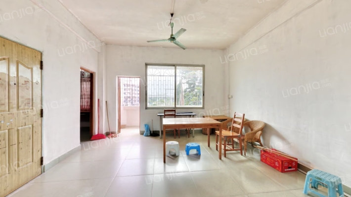 太平中学教师楼二手房实景图