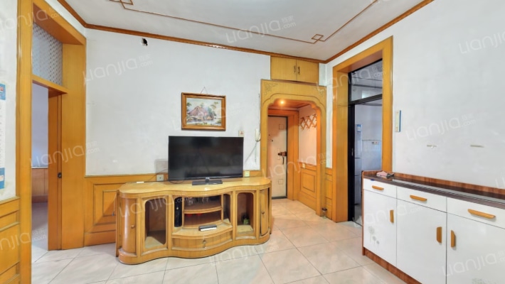 繁荣路156号院二手房实景图