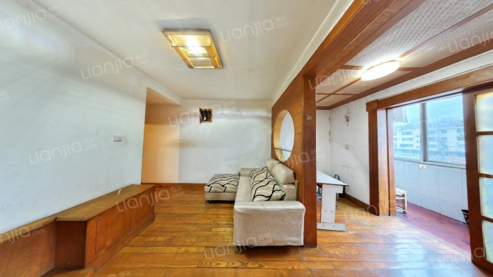 震泽四村二手房实景图