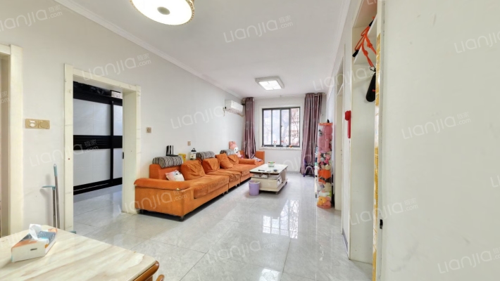 颖河路92号院二手房实景图