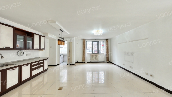 颐慧佳园B区二手房实景图