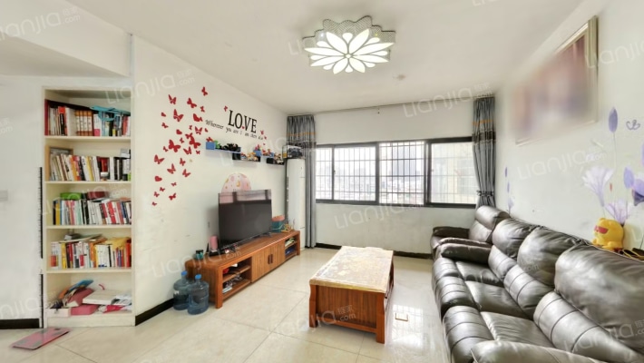 东方摩卡二手房实景图