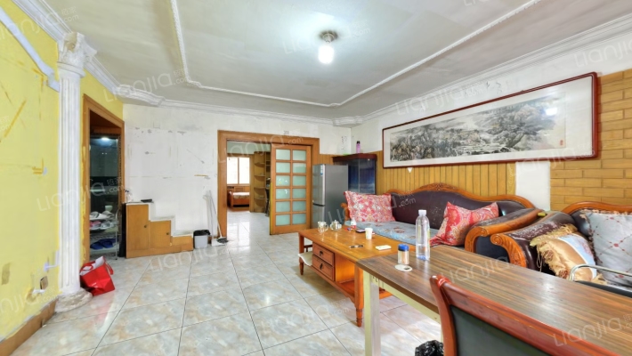 都市芳园丽湖园二手房实景图