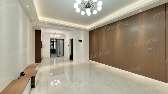 新鸿公寓二手房实景图