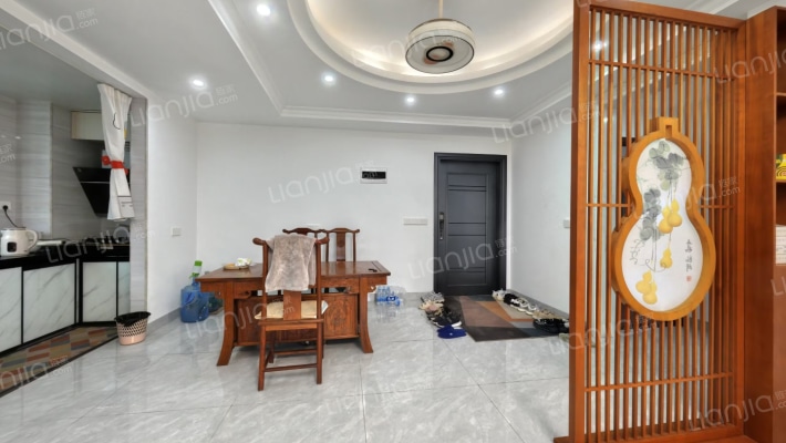 低围街二手房实景图