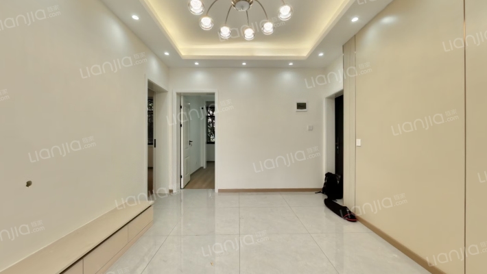 中新路21号二手房实景图