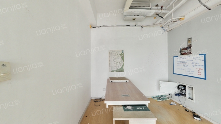 逸天广场1号二手房实景图