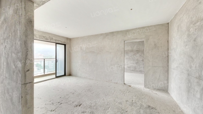 鸿建翡翠郡二手房实景图