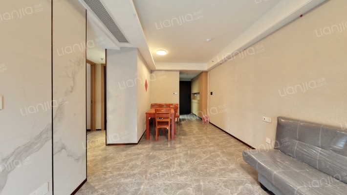 勤诚达誉府二手房实景图