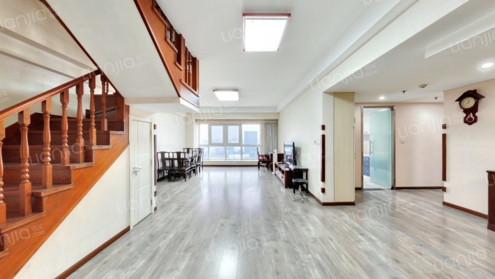 上东公园里二手房实景图