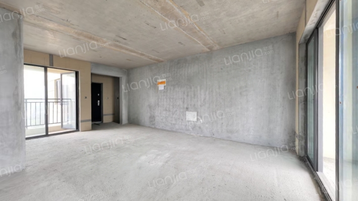 亚琦城央尚品二手房实景图